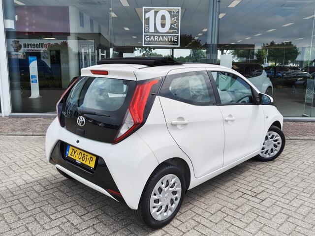 Toyota AYGO 1.0 VVT-i x-play limited | El. Vouwdak | Android Auto, Apple Car