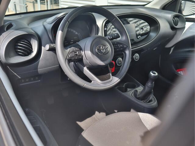 Toyota AYGO X 1.0 VVT-i MT Play | Airco | Camera | Bluetooth | DAB | Cruise Control |