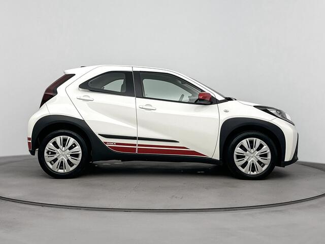 Toyota AYGO X 1.0 VVT-i S-CVT Play