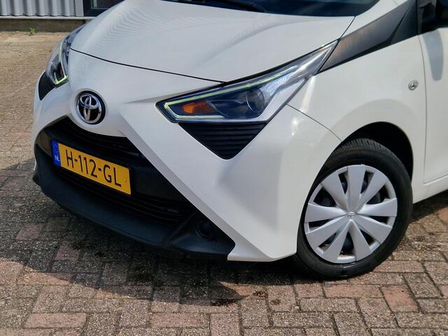 Toyota AYGO 1.0 VVT-i x-fun