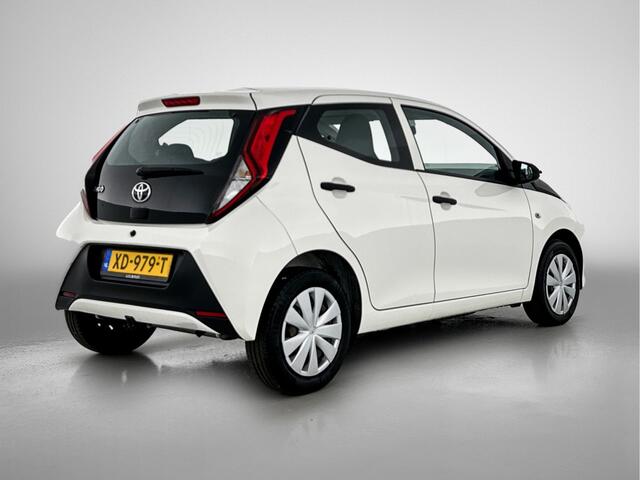 Toyota AYGO 1.0 VVT-i x-fun | Afneembare Trekhaak | Bluetooth | Airco |