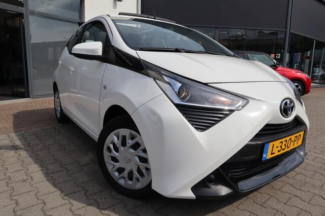 Toyota AYGO 1.0 VVT-i x-play Cabrio/Camera/Slechts 16.721km!