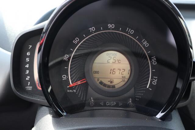 Toyota AYGO 1.0 VVT-i x-play Cabrio/Camera/Slechts 16.721km!