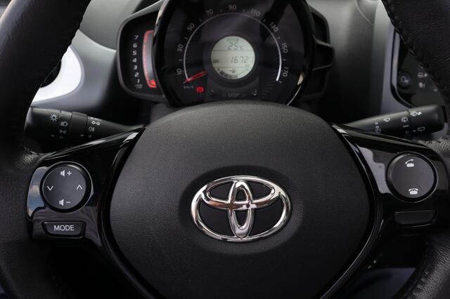 Toyota AYGO 1.0 VVT-i x-play Cabrio/Camera/Slechts 16.721km!