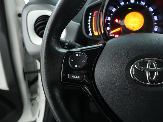 Toyota AYGO 1.0 VVT-i x-play Apple Carplay | Android Auto | Camera | Airco