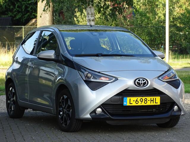 Toyota AYGO 1.0 VVT-i x-play