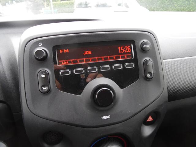 Toyota AYGO 1.0 VVT-i x-fun