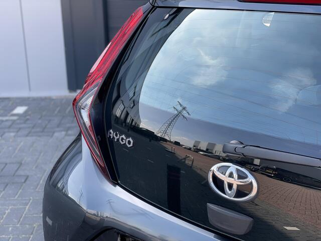 Toyota AYGO 1.0 VVT-i x-play