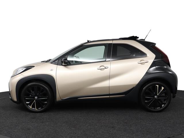 Toyota AYGO X 1.0 VVT-i MT Premium | elektrisch vouwdak | JBL Audio | Stoelverwarming | Navigatie | Apple Carplay/Android Auto |