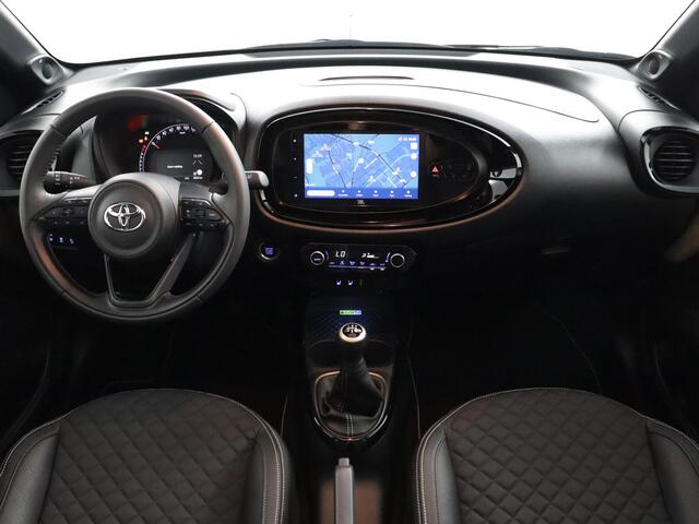 Toyota AYGO X 1.0 VVT-i MT Premium | elektrisch vouwdak | JBL Audio | Stoelverwarming | Navigatie | Apple Carplay/Android Auto |