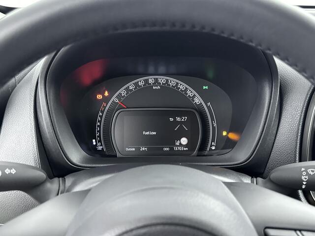 Toyota AYGO X 1.0 VVT-i MT Play Limited | Apple Carplay/Android Auto | Achteruitrijcamera | Bestuurdersstoel In Hoogte Verstelbaar | Buitenspiegels Elektrisch Verwarmd |