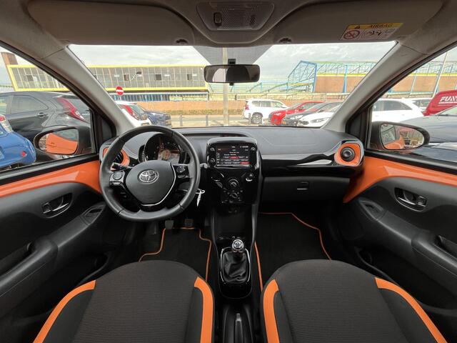 Toyota AYGO 1.0 VVT-i x-cite