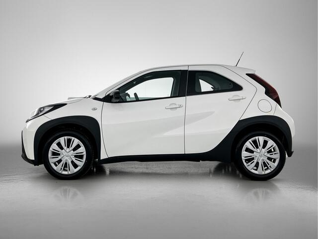 Toyota AYGO X 1.0 VVT-i S-CVT Play