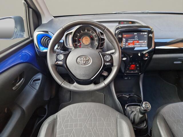Toyota AYGO 1.0 VVT-i x-clusiv Keyless - Carplay - Bi-Tone
