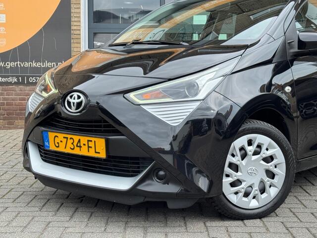Toyota AYGO 1.0 VVT-I X-PLAY LIMITED 5-DRS AIRCO/NAVI/LED/CAMERA/NL-AUTO/1E EIG.