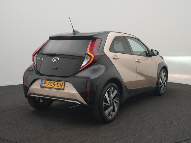 Toyota AYGO X 1.0 VVT-i MT Limited - RIJKLAARPRIJS - Achteruitrijcamera - Apple Carplay/Android Auto - 18 inch velgen