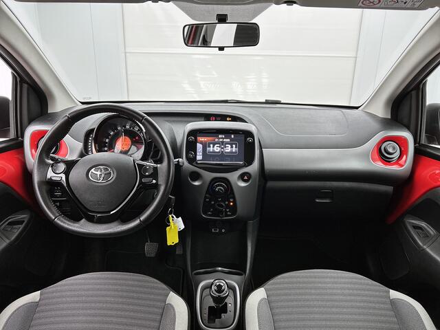 Toyota AYGO 1.0 VVT-i x-play *automaat | Airco | Apple Carplay/Anrdriod Auto | Camera |