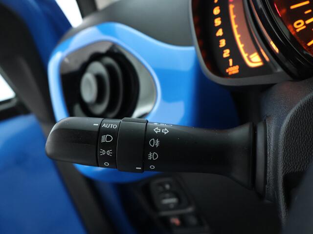 Toyota AYGO 1.0 VVT-i X-Joy | Bi-Tone | Climate control |