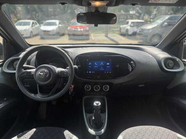 Toyota AYGO X 1.0 VVT-i MT Pulse Apple/Android, Cruise, 17inch velgen, Voorstoelen verwarmd , All-in Rijklaarprijs