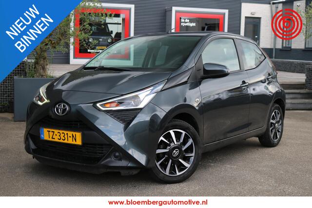 Toyota AYGO 1.0 VVT-i x-play