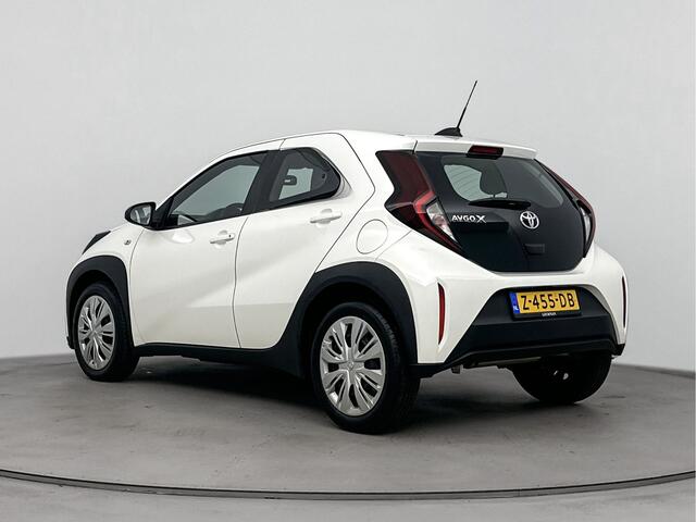 Toyota AYGO X 1.0 VVT-i S-CVT Play | NL-Auto | Automaat | Parkeercamera | Apple Carplay -/ Android Auto |
