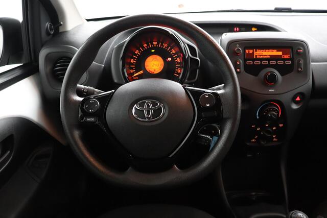 Toyota AYGO 1.0 VVT-i x-fun | Airco | Bluetooth telefonie en muziek streaming |