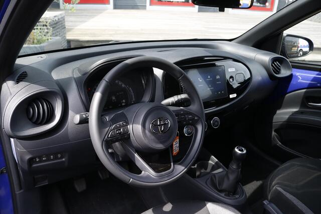 Toyota AYGO X 1.0 VVT-i MT Play