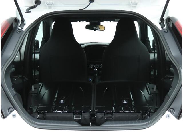 Toyota AYGO X 1.0 VVT-i MT Play | Nieuw uit voorraad leverbaar! |