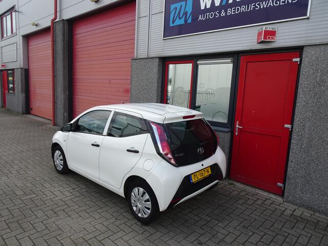 Toyota AYGO 1.0 VVT-i x-fun airco