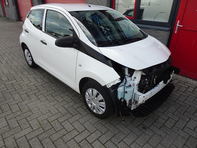 Toyota AYGO 1.0 VVT-i x-fun airco
