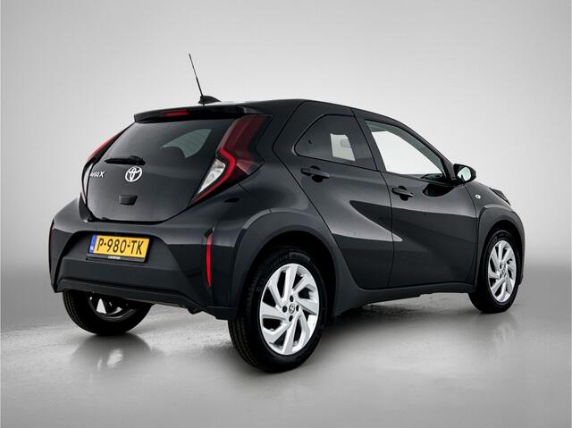 Toyota AYGO X 1.0 VVT-i MT first | 1e Eigenaar | Dealer Onderhouden | BTW'er | Apple Carplay / Android Auto | LED | LM Velgen |
