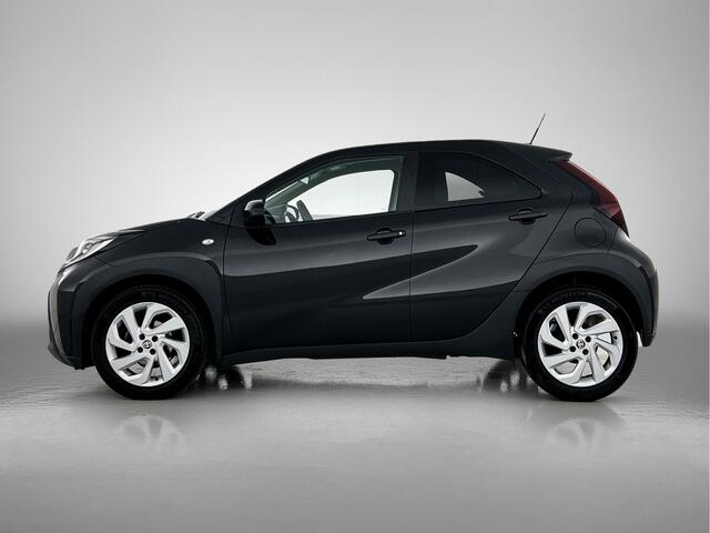 Toyota AYGO X 1.0 VVT-i MT first | 1e Eigenaar | Dealer Onderhouden | BTW'er | Apple Carplay / Android Auto | LED | LM Velgen |
