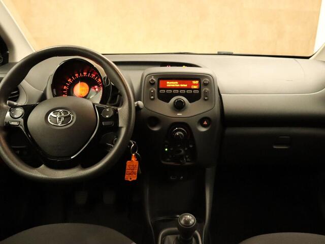 Toyota AYGO 1.0 VVT-i x-fun - ORIGINEEL NEDERLANDSE AUTO - AIRCO - BLUETOOTH TELEFOONVOORBEREIDING - ELEKTRISCHE RAMEN VOORZIJDE - MULTIFUNCTIONEEL STUURWIEL - LED DAGRIJVERLICHTING