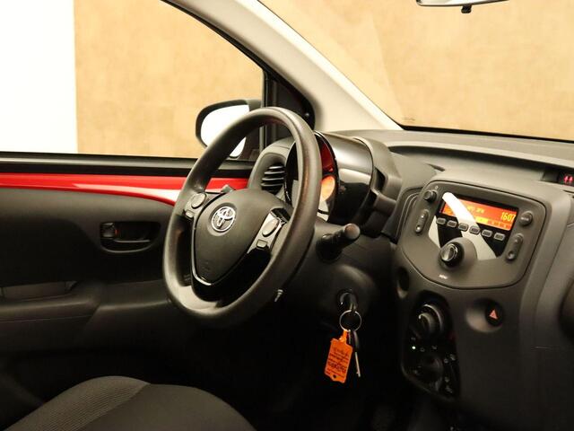 Toyota AYGO 1.0 VVT-i x-fun - ORIGINEEL NEDERLANDSE AUTO - AIRCO - BLUETOOTH TELEFOONVOORBEREIDING - ELEKTRISCHE RAMEN VOORZIJDE - MULTIFUNCTIONEEL STUURWIEL - LED DAGRIJVERLICHTING