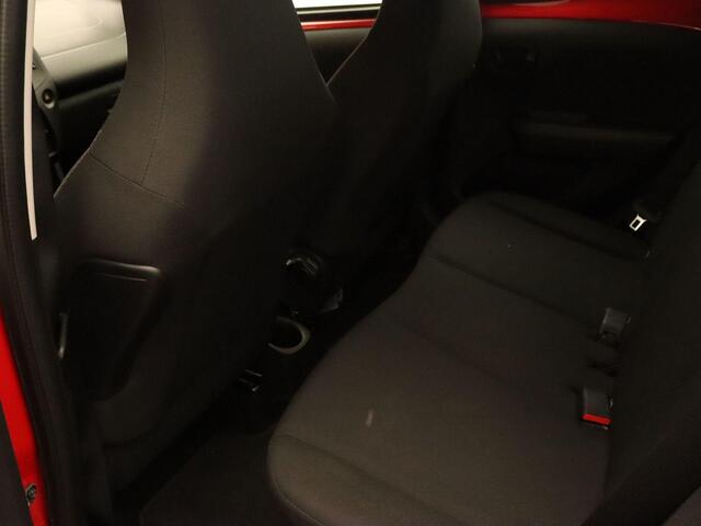 Toyota AYGO 1.0 VVT-i x-fun - ORIGINEEL NEDERLANDSE AUTO - AIRCO - BLUETOOTH TELEFOONVOORBEREIDING - ELEKTRISCHE RAMEN VOORZIJDE - MULTIFUNCTIONEEL STUURWIEL - LED DAGRIJVERLICHTING