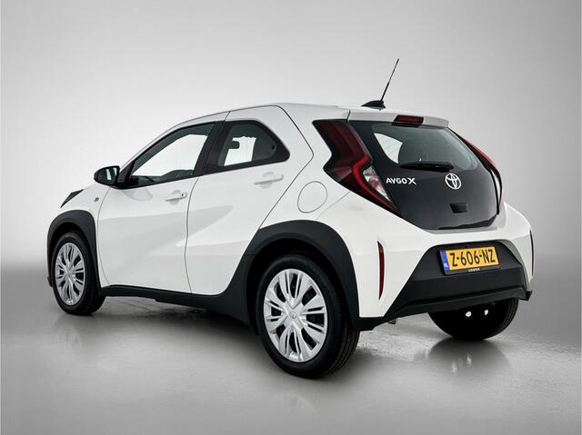 Toyota AYGO X 1.0 VVT-i MT Play | Apple Carplay | Adaptive Cruise control | Airconditioning | Camera |