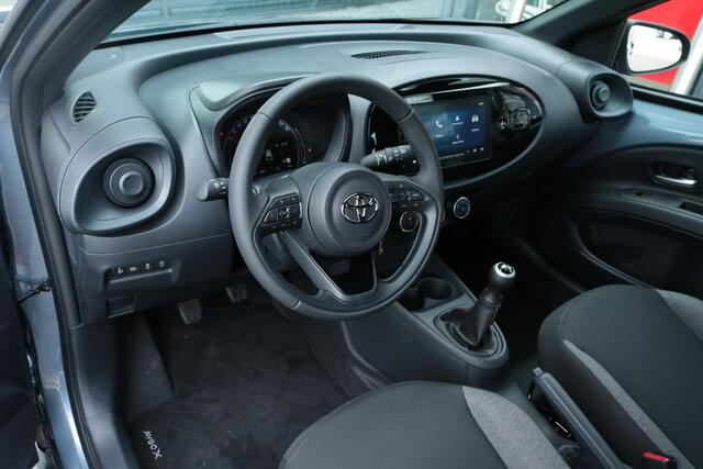 Toyota AYGO X 1.0 VVT-i MT Play Apple carplay, Android auto, ¤1000,- Inruilpremie, Nieuw, Snel leverbaar!