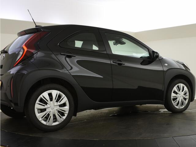 Toyota AYGO 1.0 VVT-i S-CVT Play | Parkeersensoren V+A | Camera