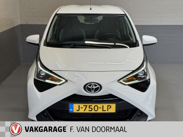 Toyota AYGO 1.0 VVT-i x-play