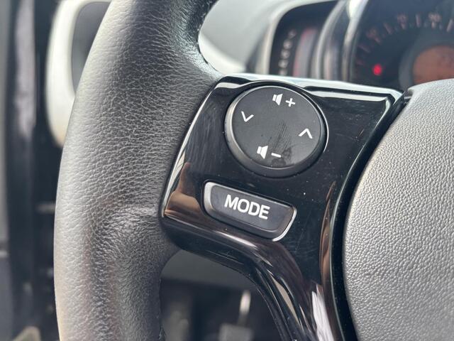 Toyota AYGO 1.0 VVT-i x-nav