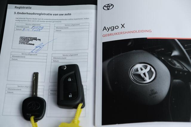 Toyota AYGO 1.0 VVT-i MT Play | Achteruitrijcamera | Buitenspiegels, elektri