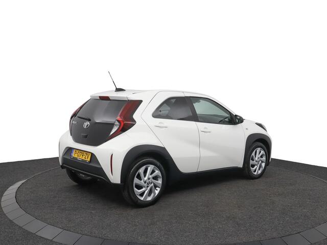 Toyota AYGO X 1.0 VVT-i S-CVT first | Automaat | Climate control | Lichtmetalen velgen | Privacy glass |