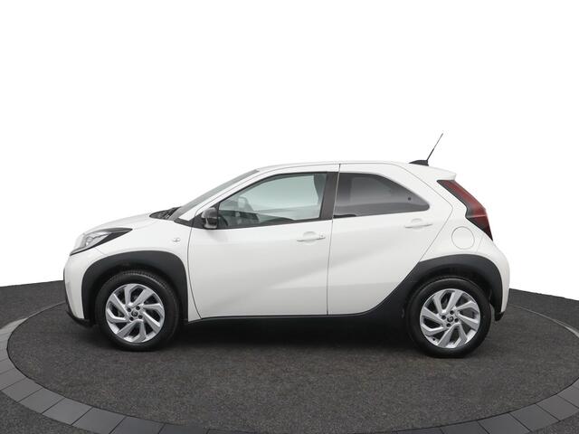 Toyota AYGO X 1.0 VVT-i S-CVT first | Automaat | Climate control | Lichtmetalen velgen | Privacy glass |