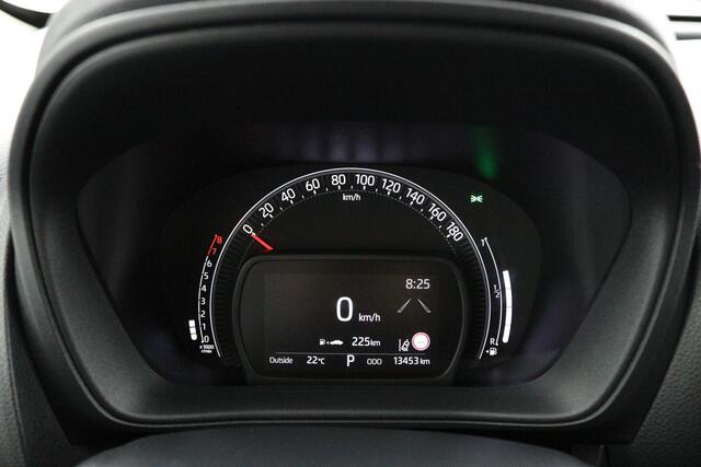 Toyota AYGO X 1.0 VVT-i S-CVT first | Automaat | Climate control | Lichtmetalen velgen | Privacy glass |