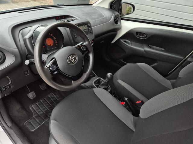 Toyota AYGO 1.0 VVT-i x-fun Airco, Lichtmetalen Velgen.