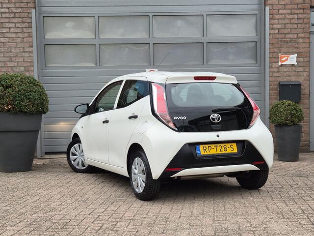 Toyota AYGO 1.0 VVT-i x-fun Airco, Lichtmetalen Velgen.