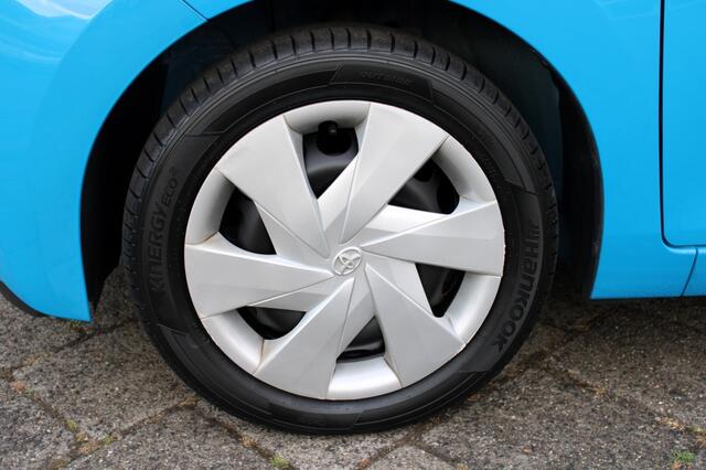 Toyota AYGO 1.0 VVT-i x-nav | NLauto |