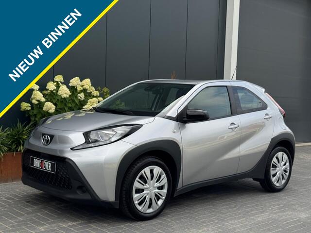 Toyota AYGO 1.0 VVT-i MT Play NAVI AIRCO CAMERA ELEK PAKKET GARANTIE