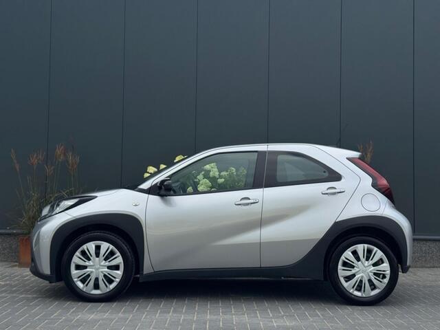 Toyota AYGO 1.0 VVT-i MT Play NAVI AIRCO CAMERA ELEK PAKKET GARANTIE