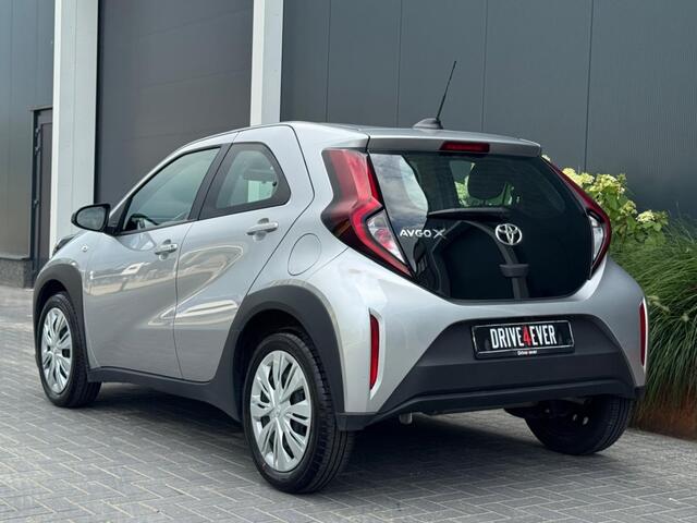Toyota AYGO 1.0 VVT-i MT Play NAVI AIRCO CAMERA ELEK PAKKET GARANTIE